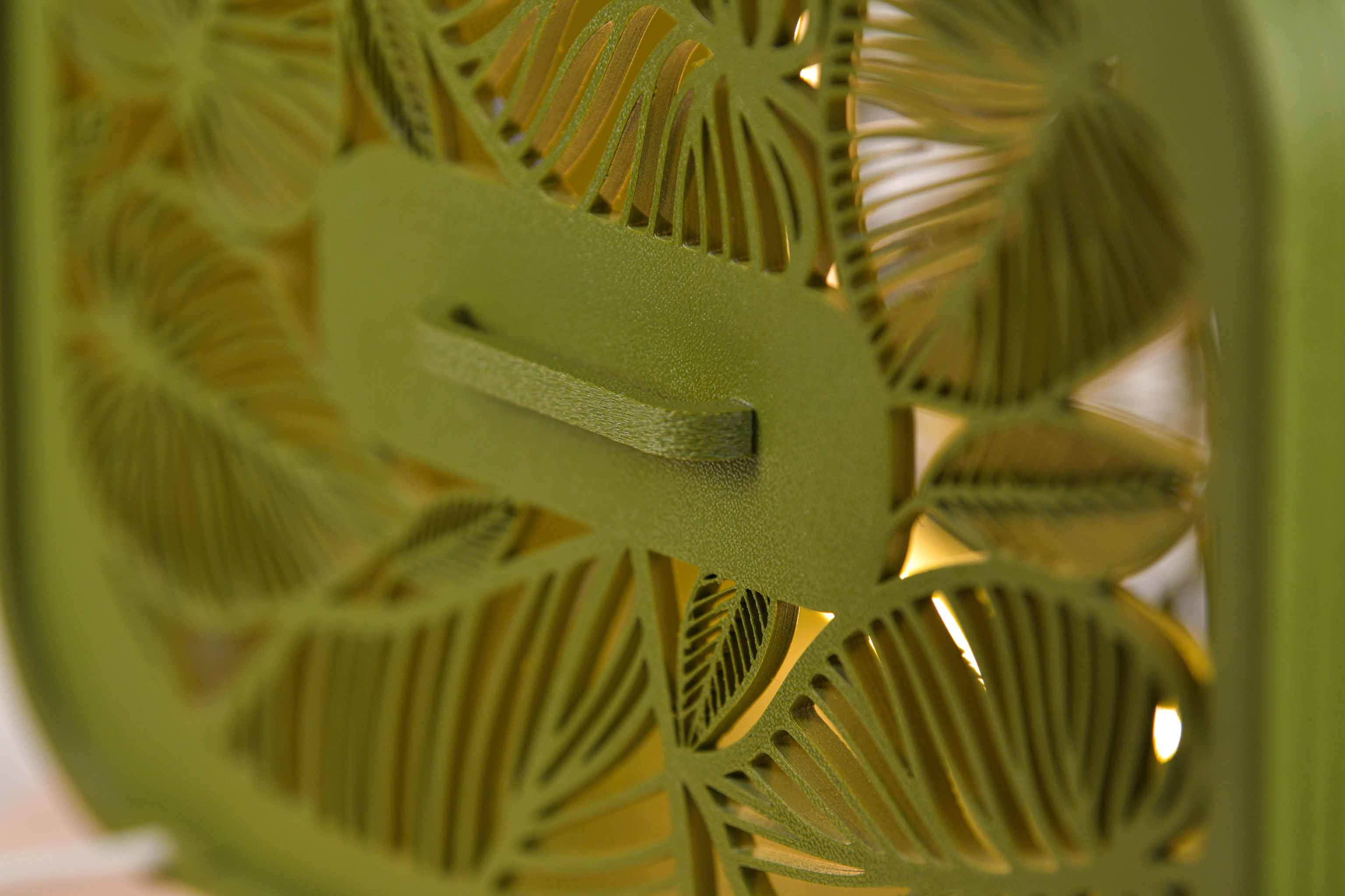 Urne rectangulaire personnalisée - Feuillage (avec lumière)