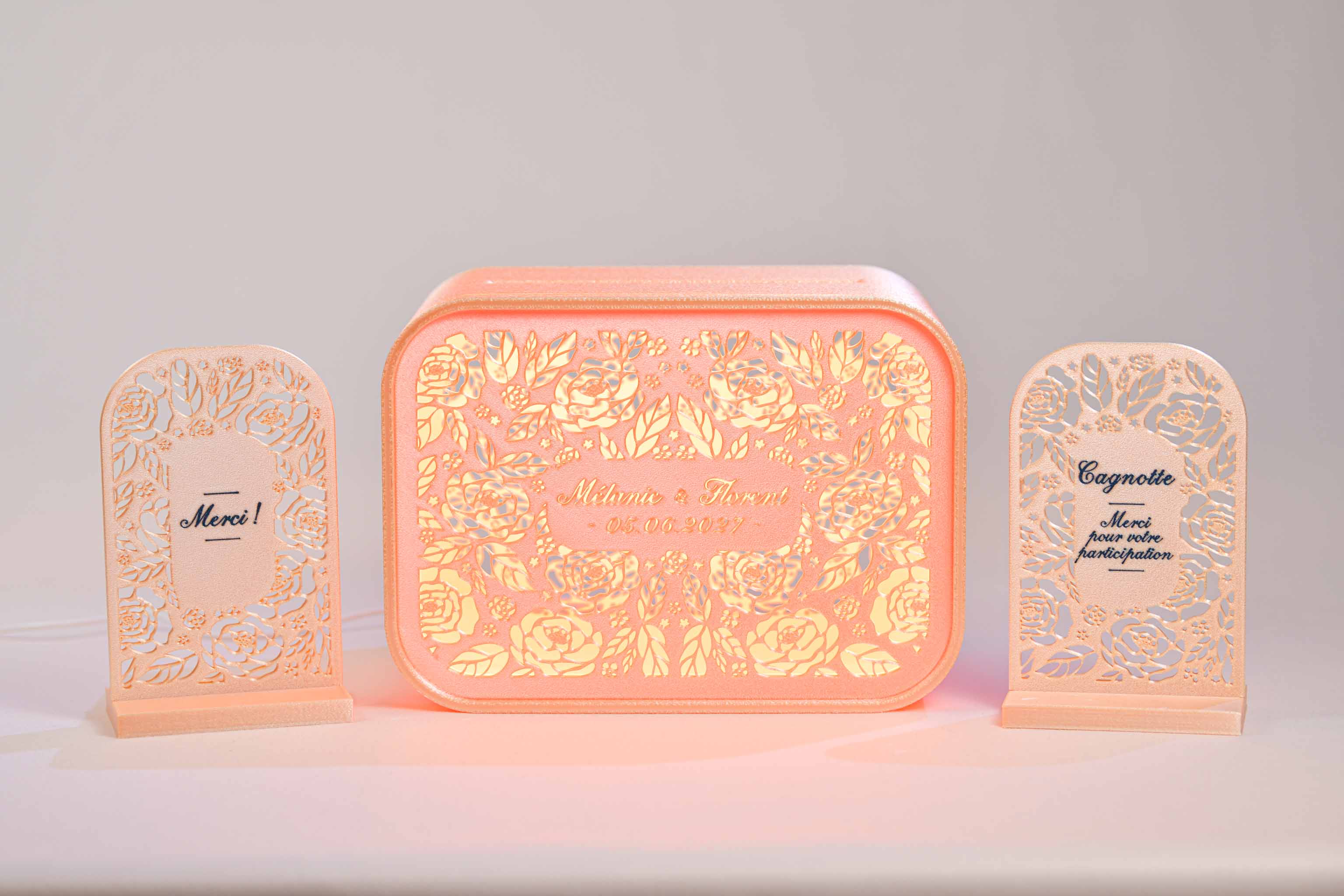 Urne rectangulaire personnalisée - Roses (avec lumière)