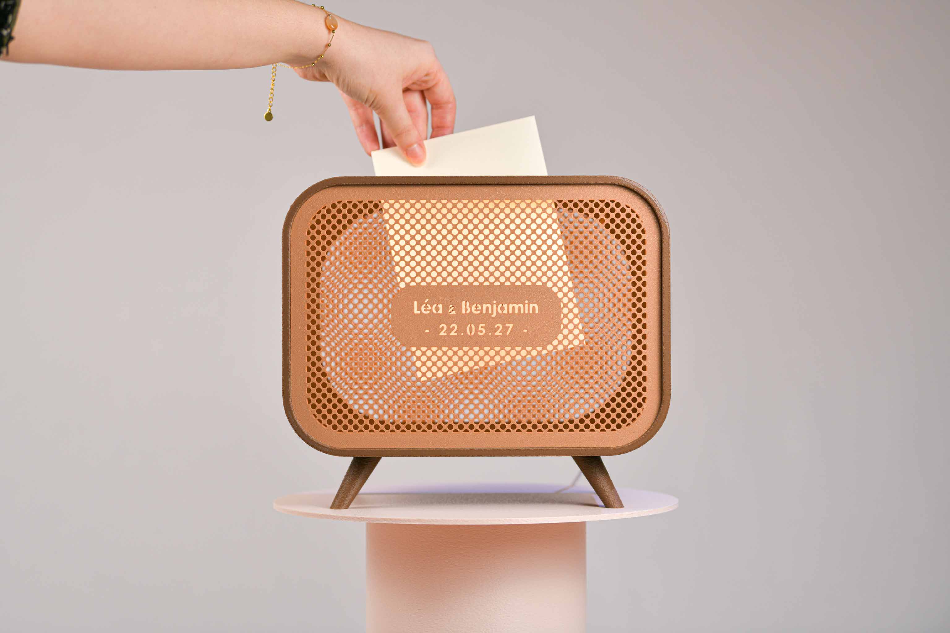 Urne rectangulaire personnalisée - Petits poids (sur pieds) (avec lumière)