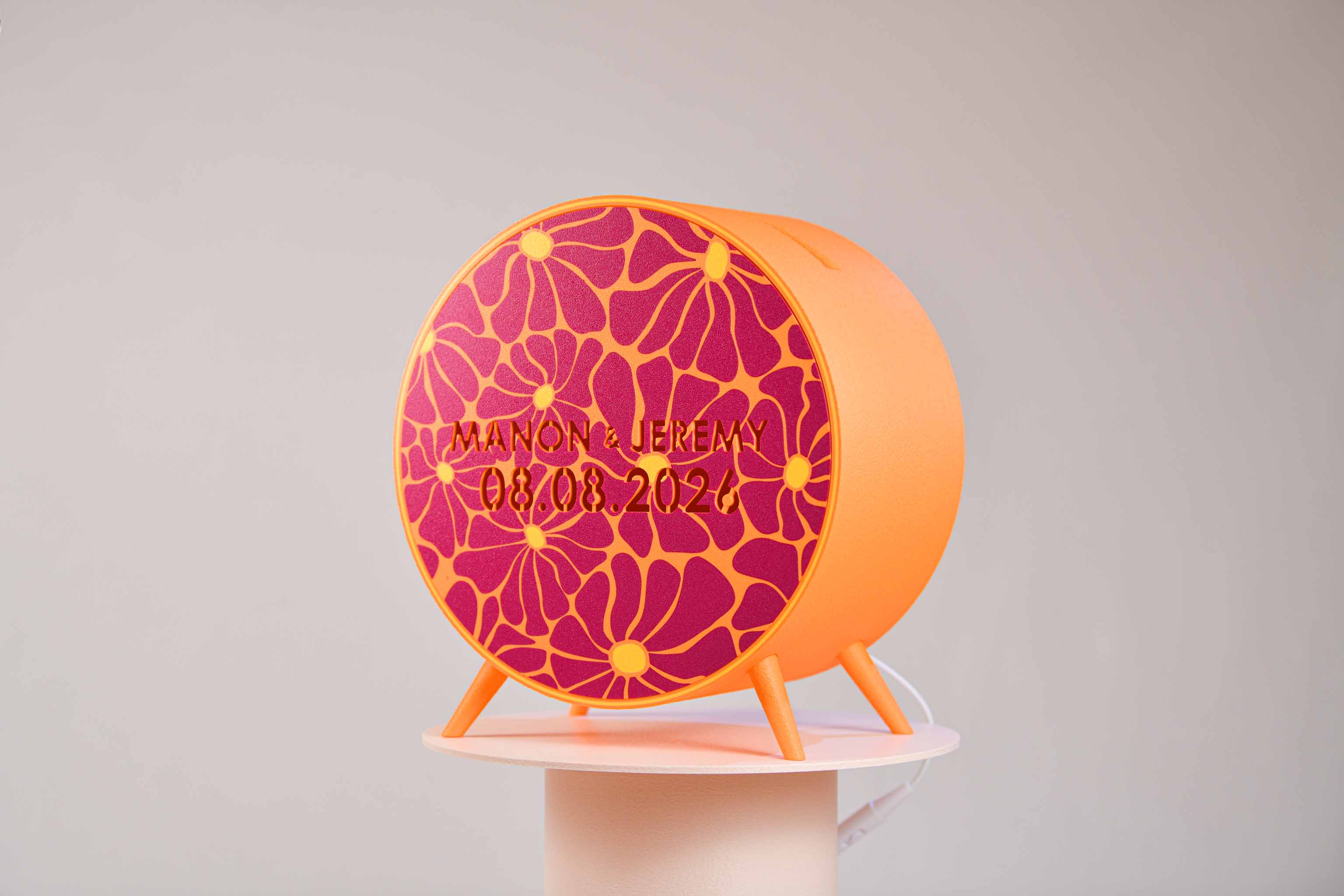 Urne ronde personnalisée - Fleurs (sur pieds) (lumière en option)