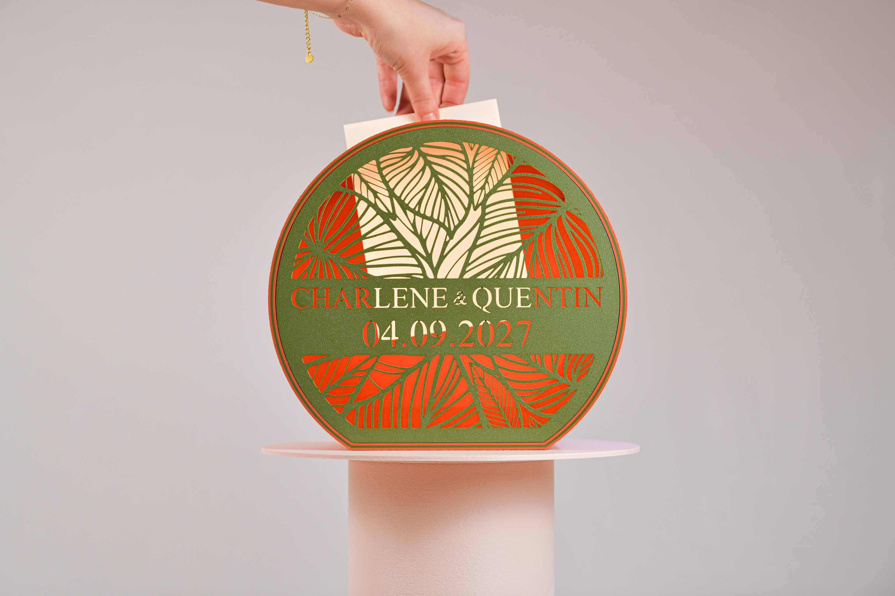 Urne arrondie personnalisée - Feuillage (avec lumière)