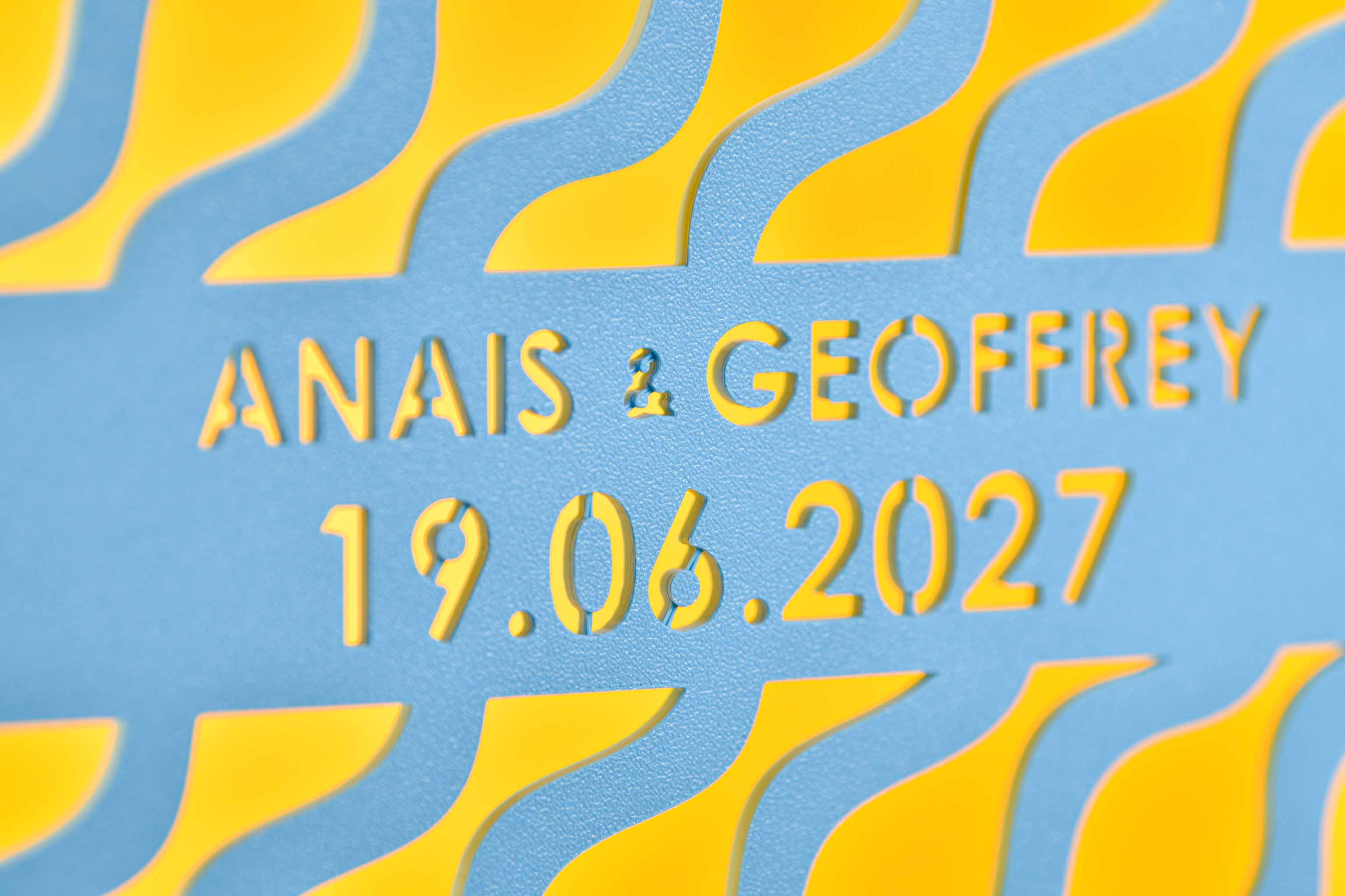 Urne ronde personnalisée - Vaguelettes (sur pieds) (avec lumière)