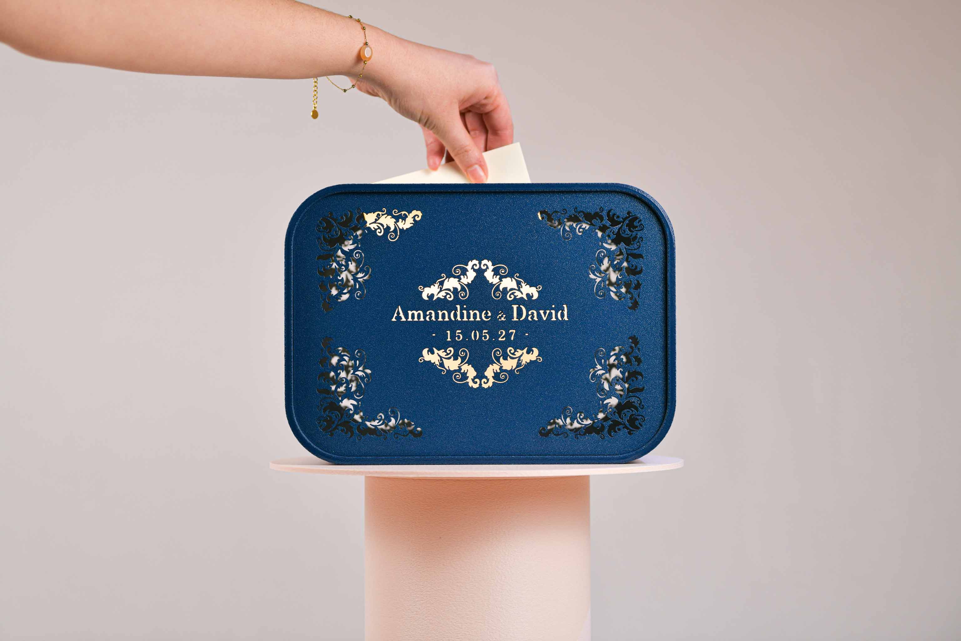 Urne rectangulaire personnalisée - Ornements (avec lumière)