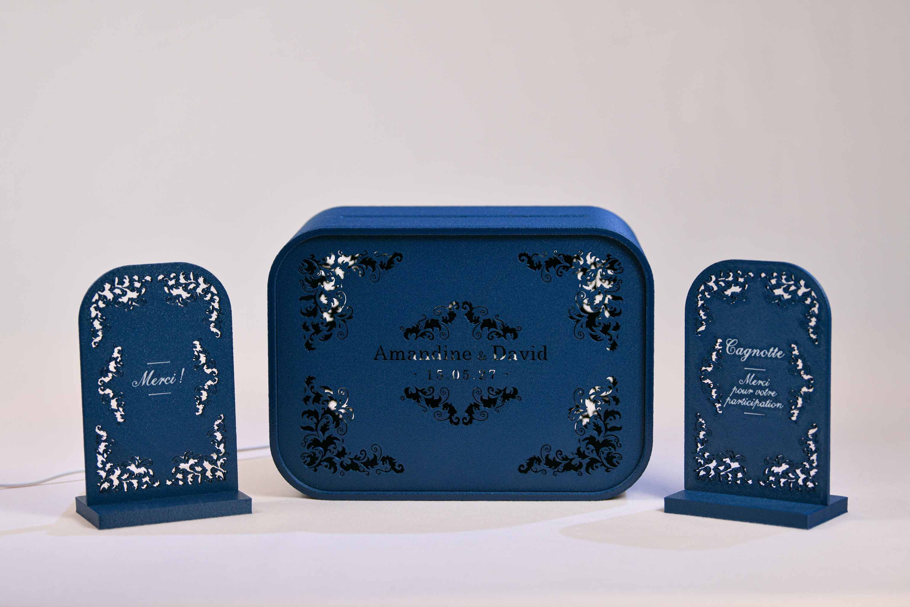 Urne rectangulaire personnalisée - Ornements (lumière en option)