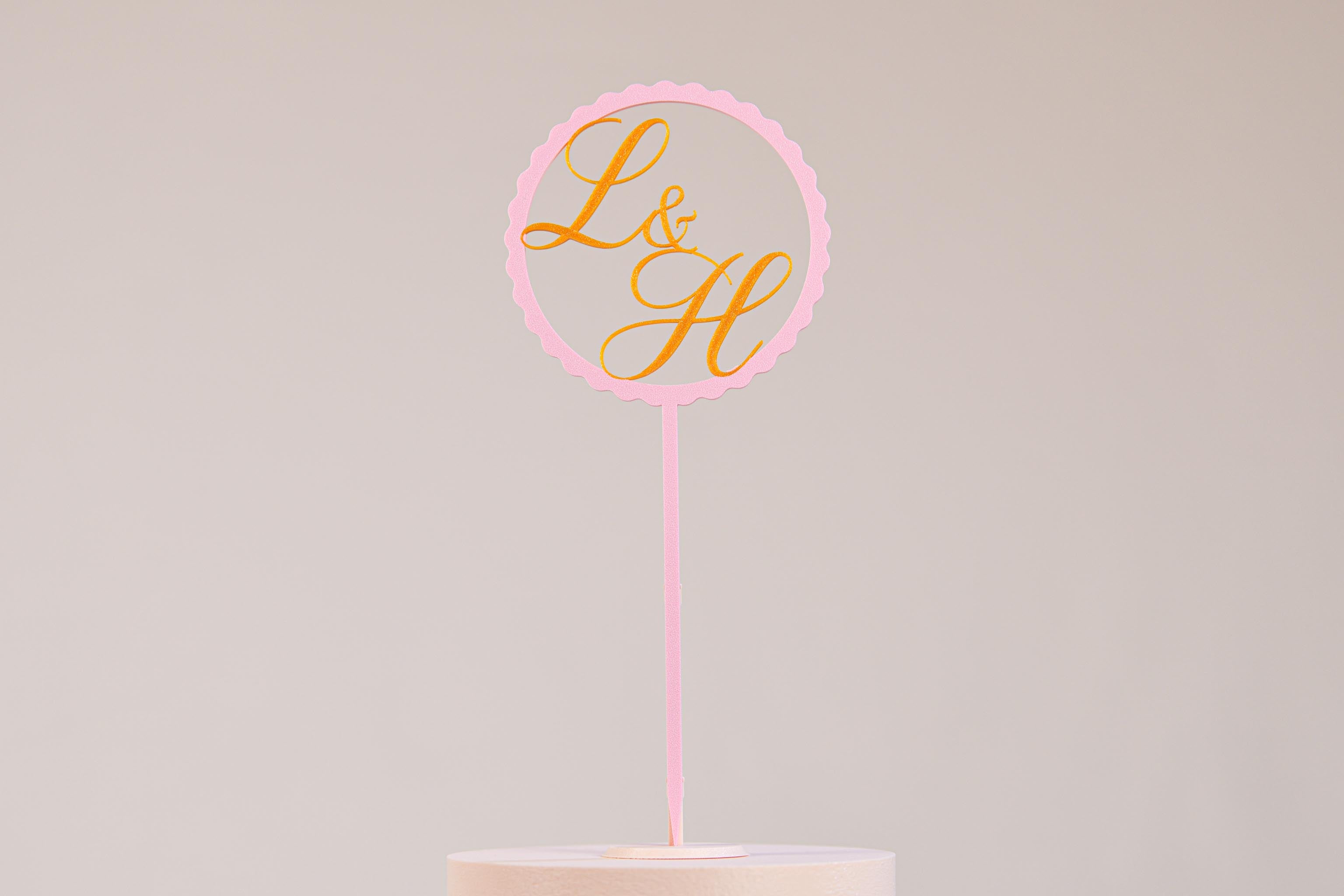 Cake topper initiales personnalisé - Romantique