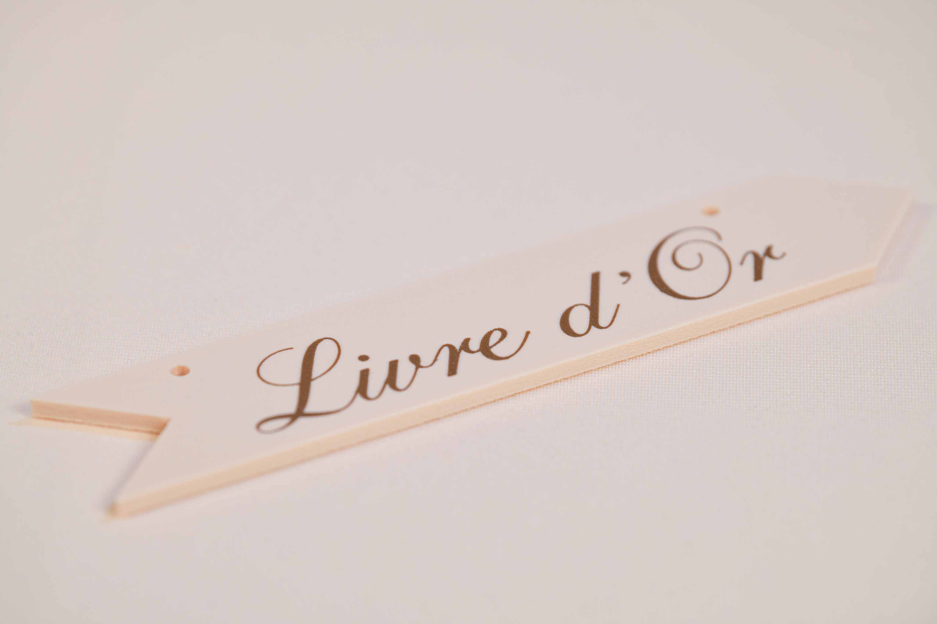 Panneau de direction personnalisable - Romantique