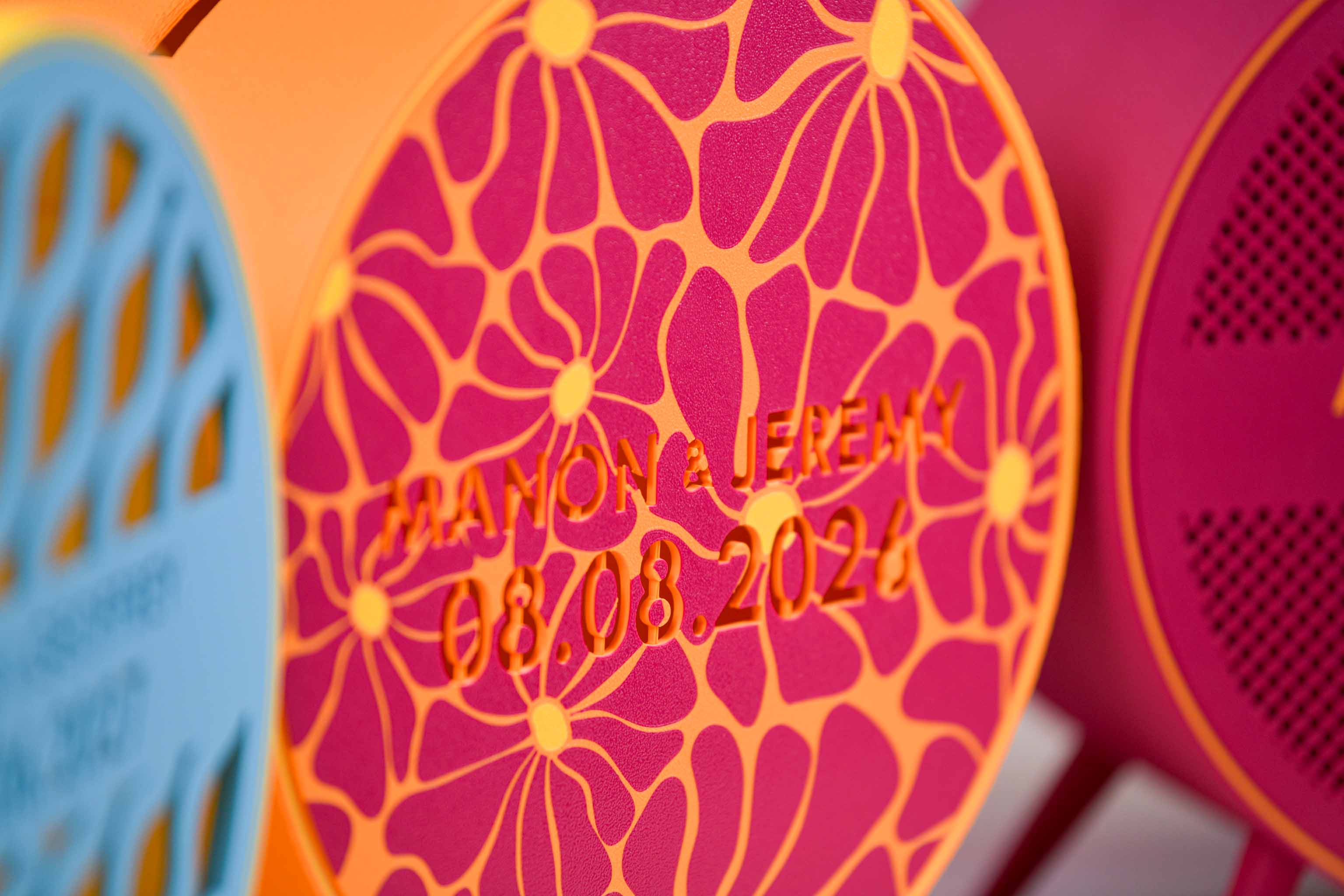 Urne ronde personnalisée - Fleurs (sur pieds) (avec lumière)