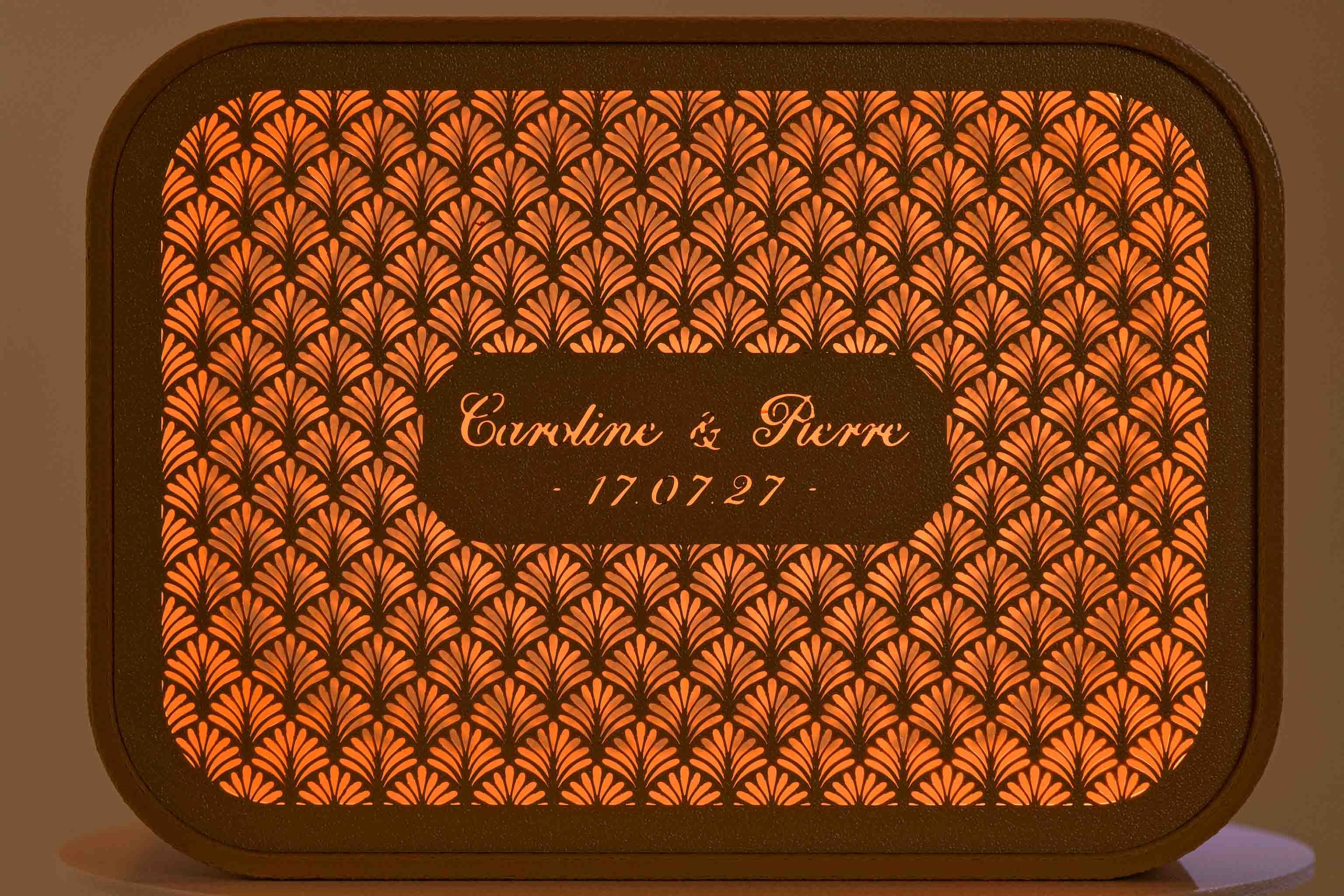 Urne rectangulaire personnalisée - Palmettes (avec lumière)