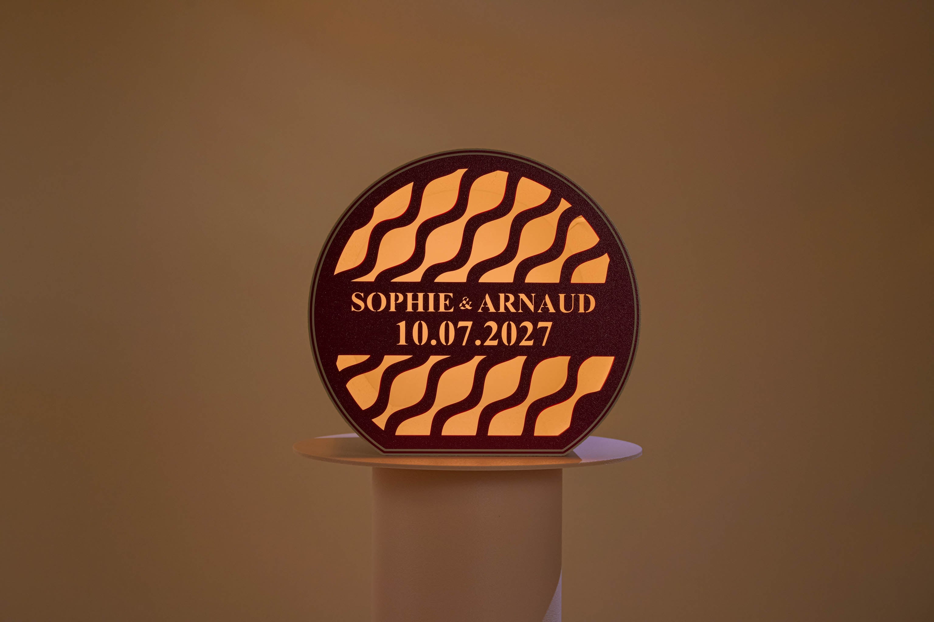 Urne arrondie personnalisée - Vaguelettes (lumière en option)