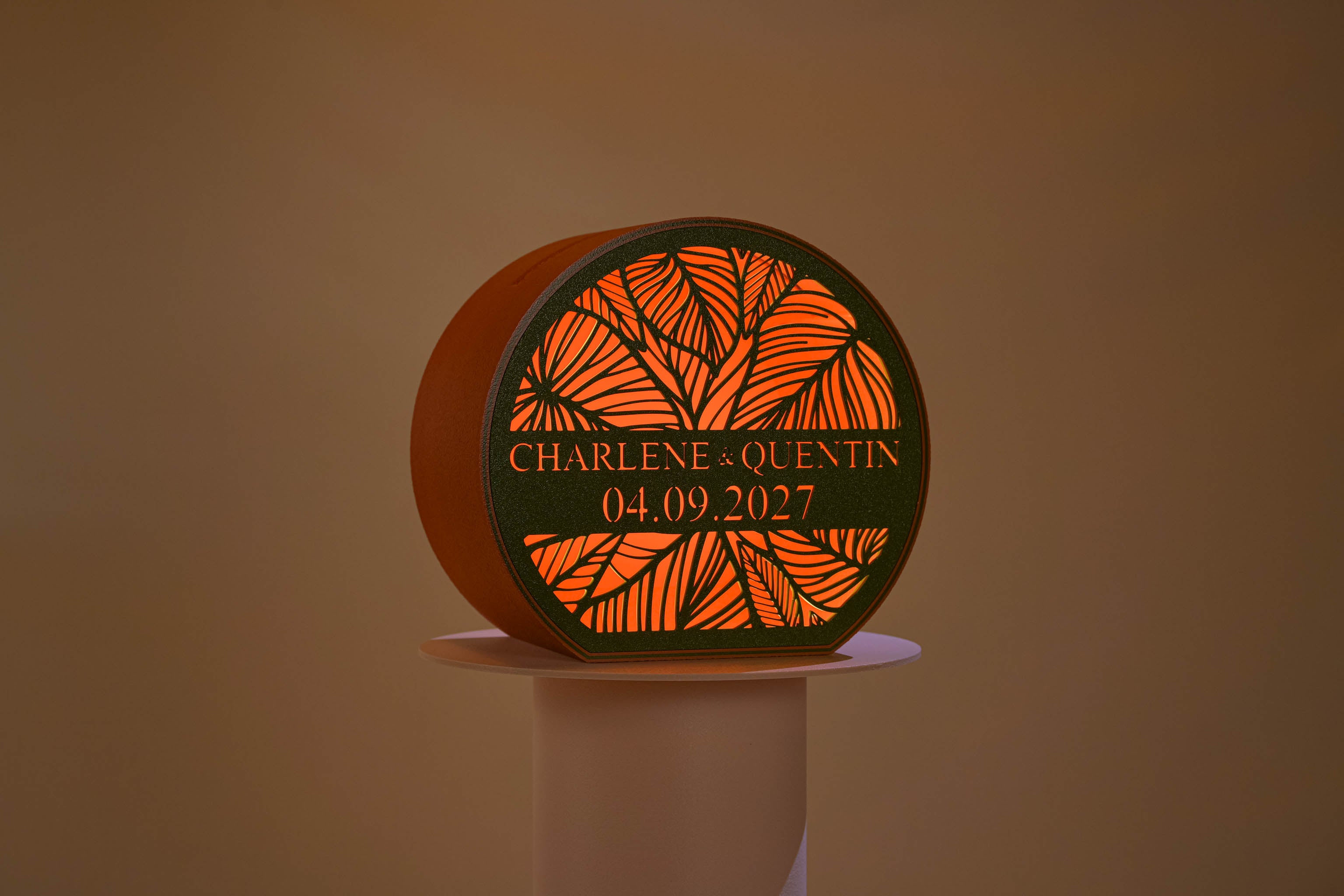 Urne arrondie personnalisée - Feuillage (avec lumière)